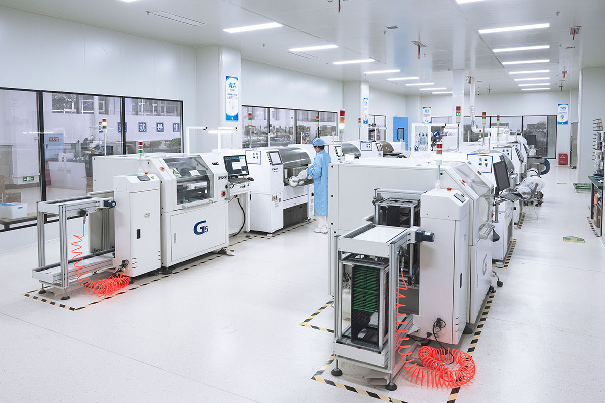 02 先進(jìn)的生產(chǎn)設(shè)備